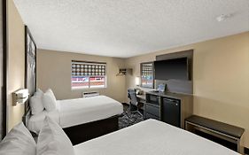 Super 8 By Wyndham Charlottesville